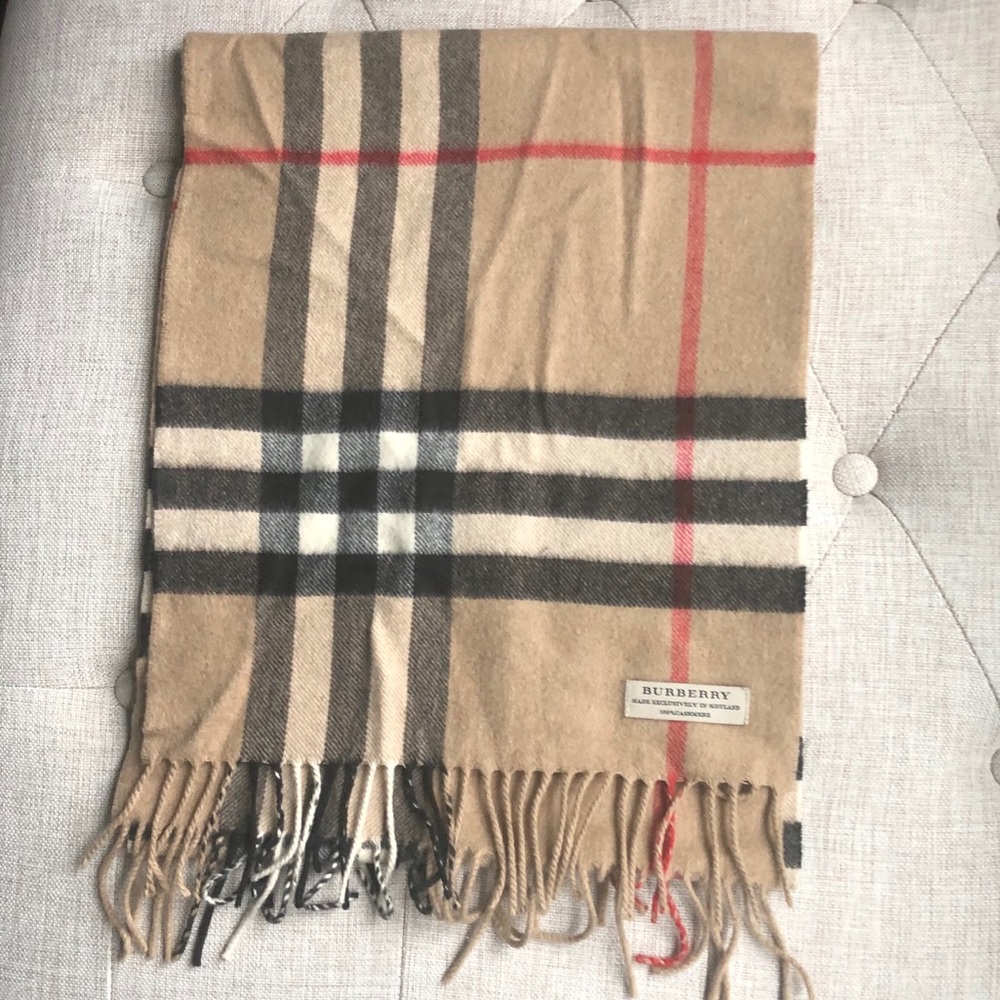 Burberry Novacheck Wool Scarf